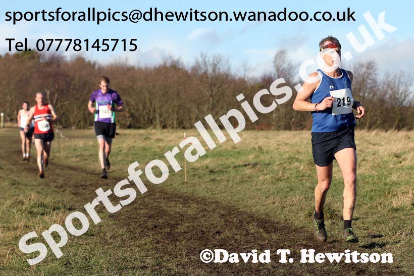 Mens masters 35s to 64s North Eastern Masters, Wallsend. Photo: David T. Hewitson/Sports for All Pics